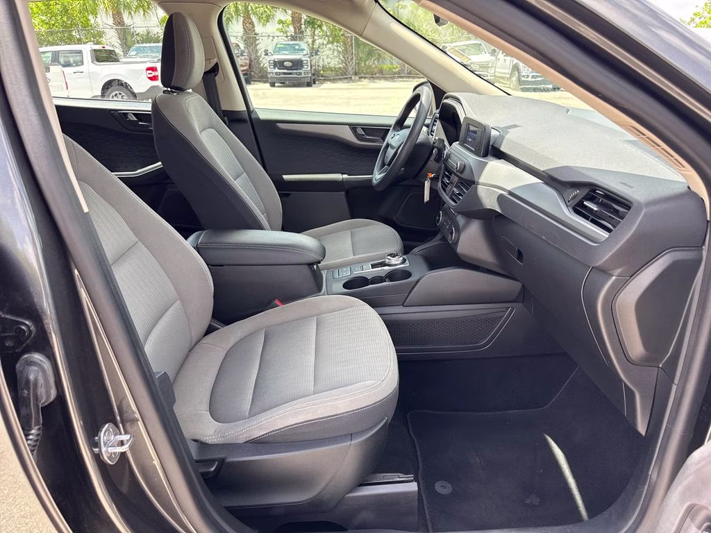2020 Magnetic Metallic Ford Escape S FWD SUV