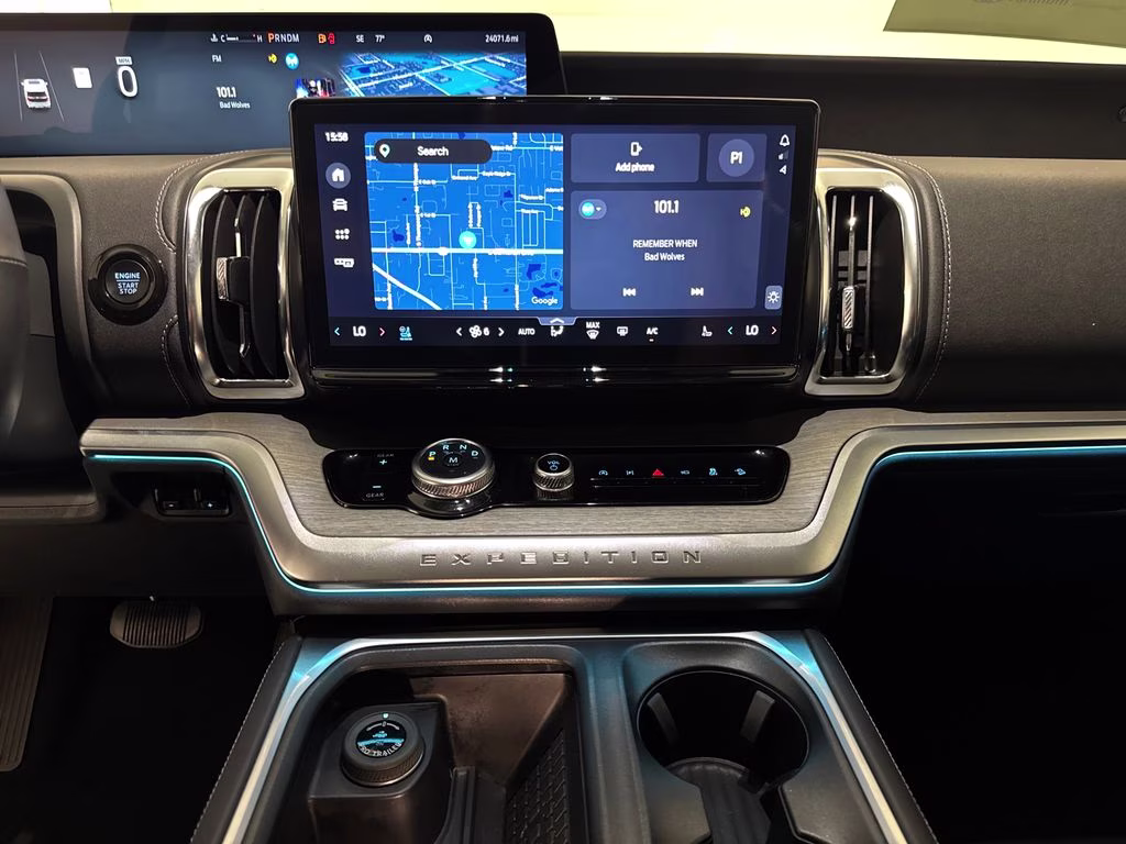 2025 Oxford White Ford Expedition Max Platinum 4X4 SUV