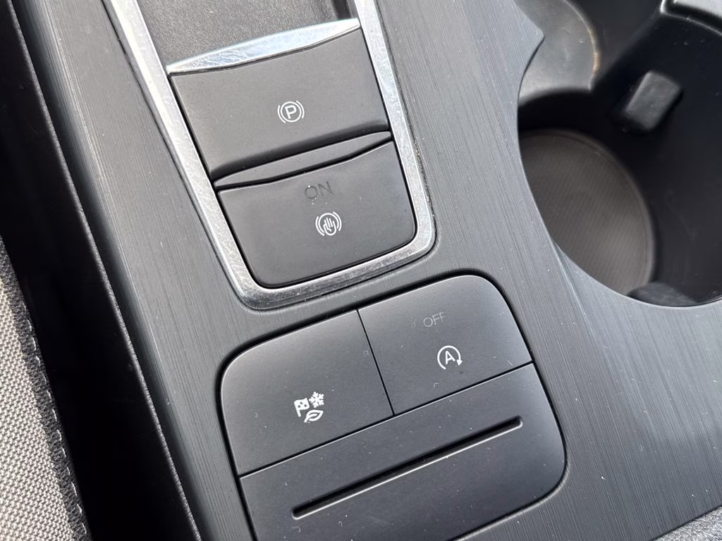 2020 Magnetic Metallic Ford Escape S FWD SUV