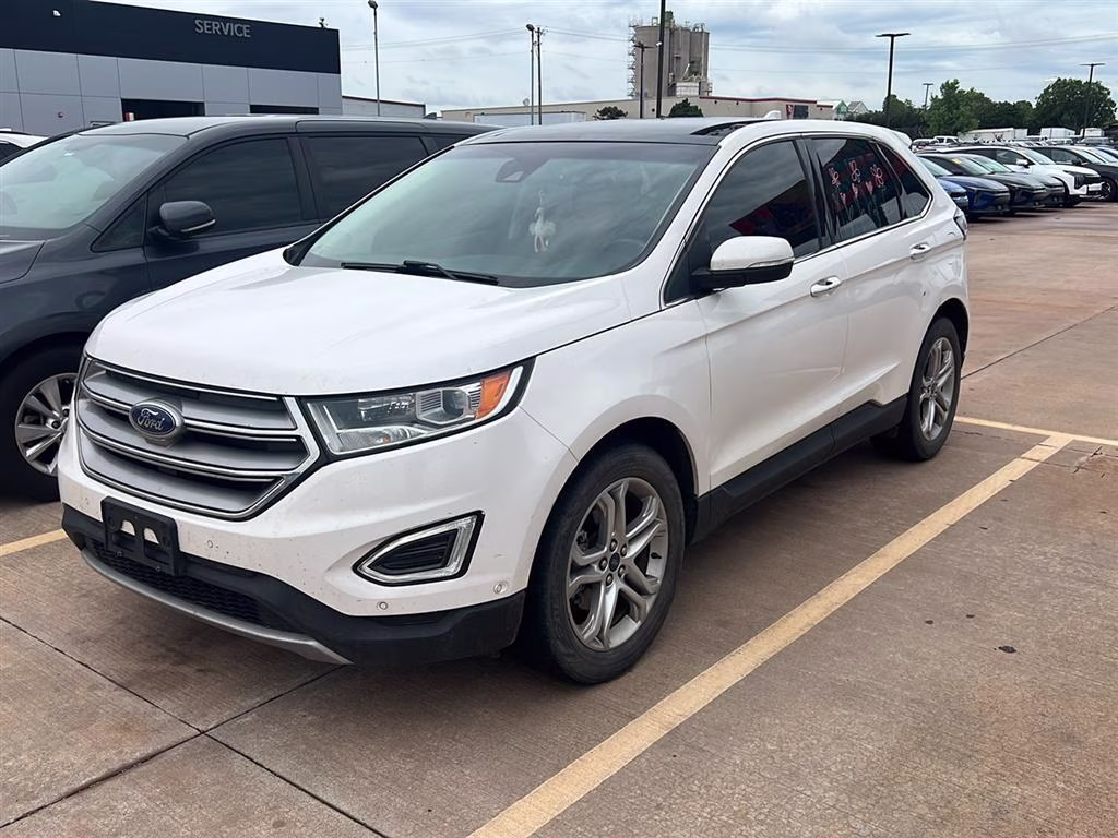 2015 White Platinum Metallic Tri-Coat Ford Edge Titanium FWD SUV