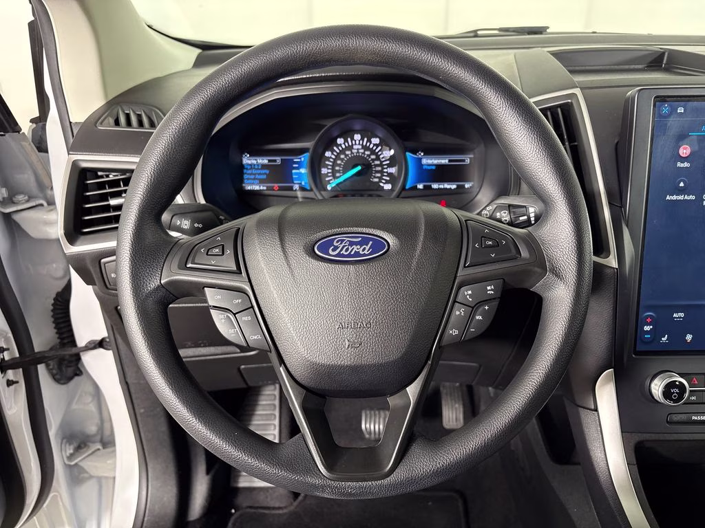 2023 Oxford White Ford Edge SEL AWD SUV