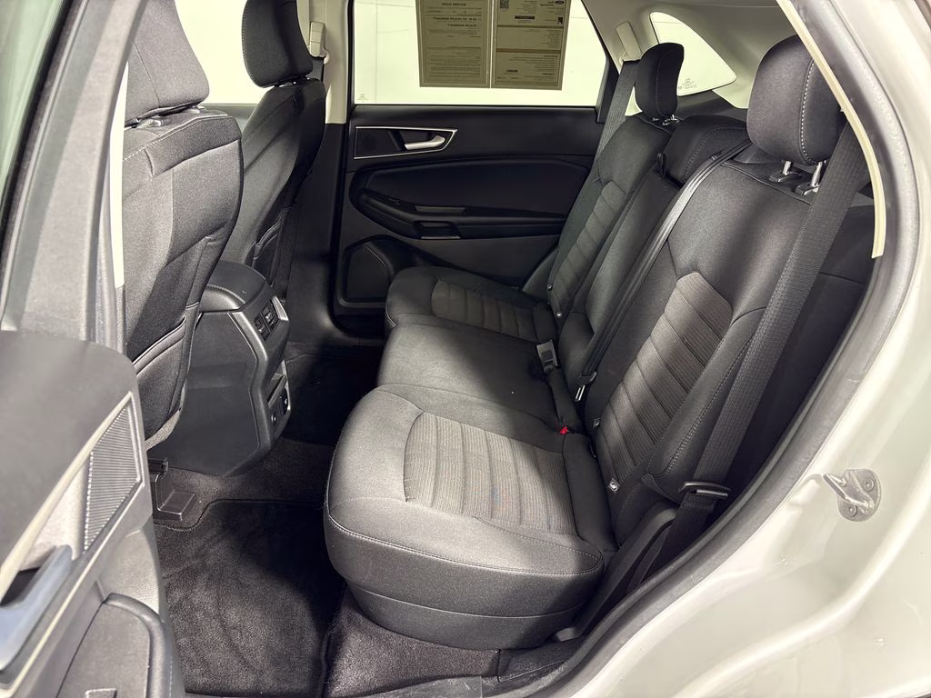 2023 Oxford White Ford Edge SEL AWD SUV