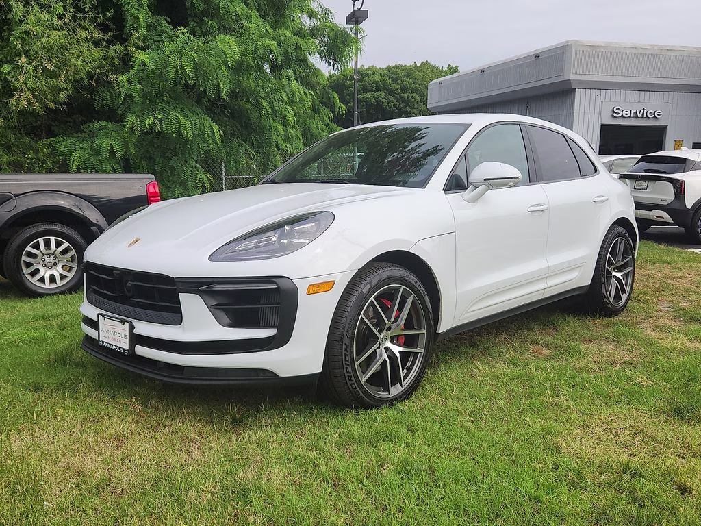 2022 White Porsche Macan S AWD SUV