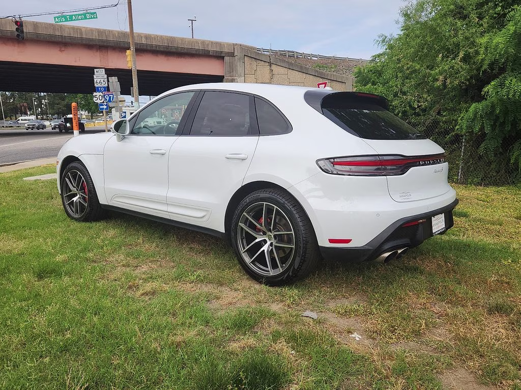 2022 White Porsche Macan S AWD SUV