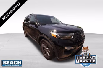 2023 Black Metallic Ford Explorer XLT RWD SUV
