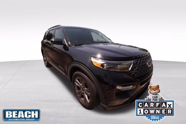 2023 Black Metallic Ford Explorer XLT RWD SUV