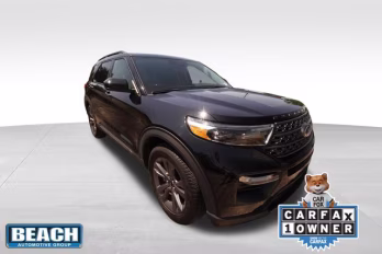2023 Black Metallic Ford Explorer XLT RWD SUV