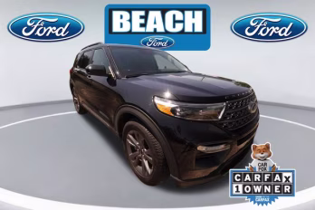 2023 Black Metallic Ford Explorer XLT RWD SUV