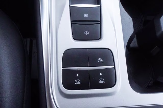 2023 Black Metallic Ford Explorer XLT RWD SUV