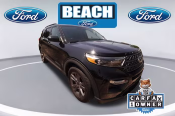 2023 Black Metallic Ford Explorer XLT RWD SUV