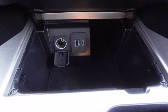 2023 Black Metallic Ford Explorer XLT RWD SUV