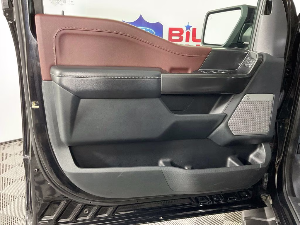 2021 Black Metallic Ford F-150 Lariat 4X4 Truck