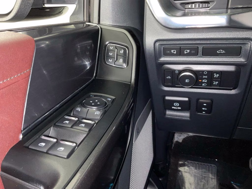 2021 Black Metallic Ford F-150 Lariat 4X4 Truck
