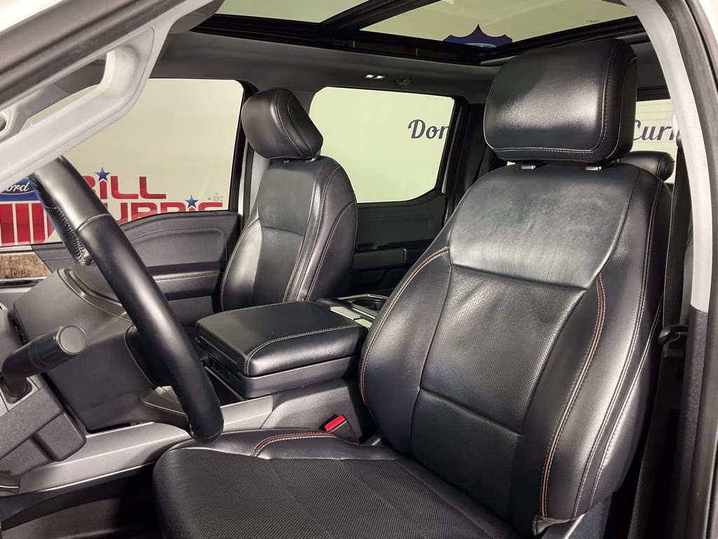 2021 Star White Metallic Tri-Coat Ford F-150 Lariat 4X4 Truck