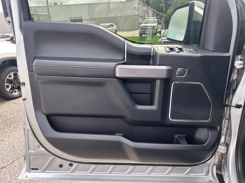 2019 Ingot Silver Ford F-150 Platinum 4X4 Truck