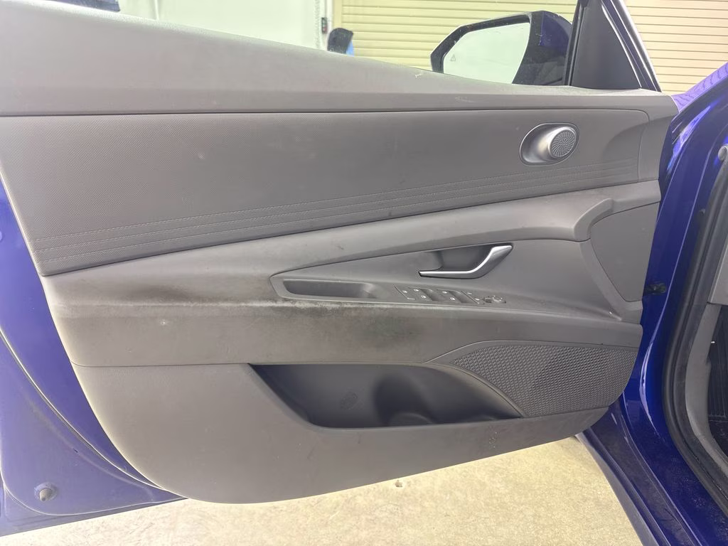 2023 Intense Blue Hyundai Elantra SEL FWD Sedan