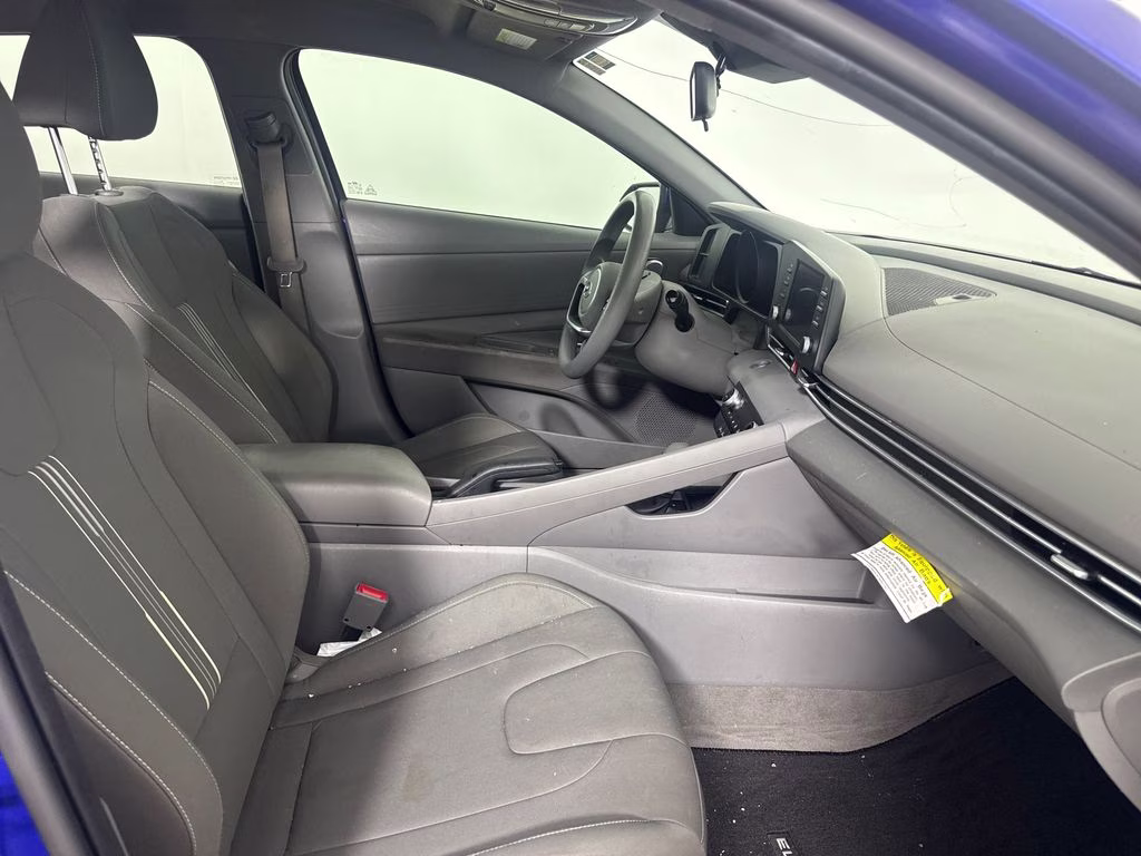2023 Intense Blue Hyundai Elantra SEL FWD Sedan