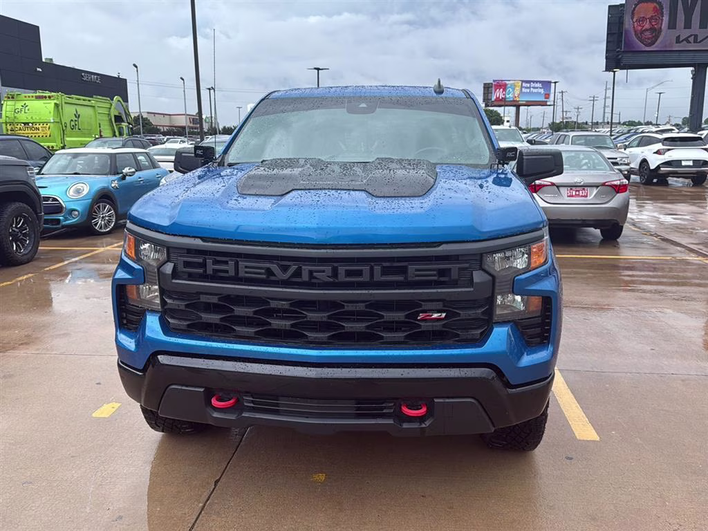 2022 Glacier Blue Metallic Chevrolet Silverado 1500 Custom Trail Boss 4X4 Truck
