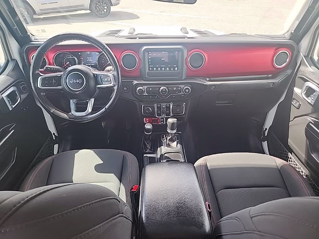 2021 White Jeep Gladiator Rubicon 4X4 Truck