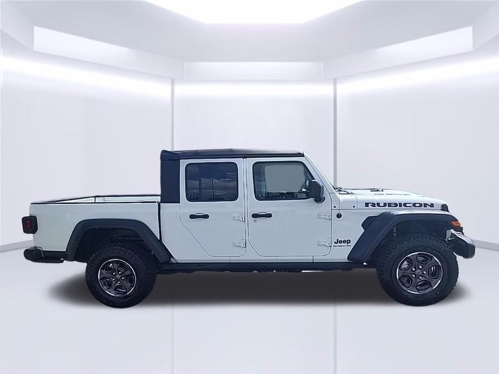 2021 White Jeep Gladiator Rubicon 4X4 Truck