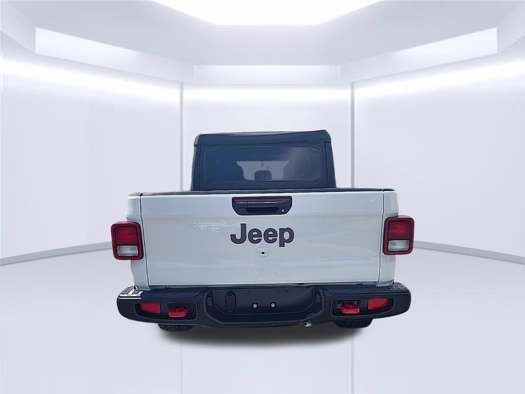 2021 White Jeep Gladiator Rubicon 4X4 Truck