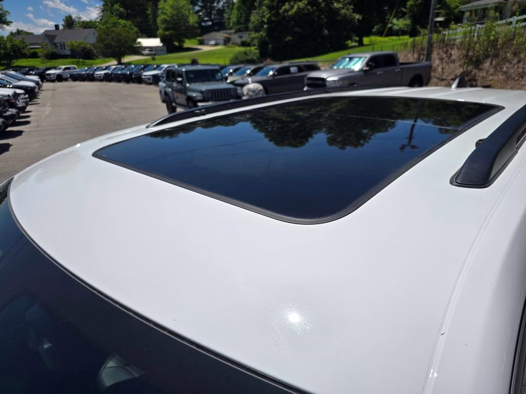 2026 Bright White Clearcoat Jeep Grand Cherokee L Limited 4X4 SUV