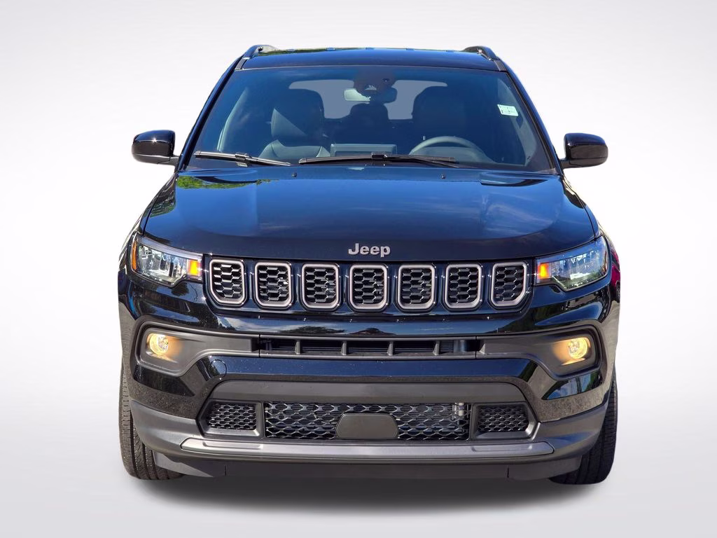 2026 Diamond Black Crystal Pearlcoat Jeep Compass Latitude 4X4 SUV