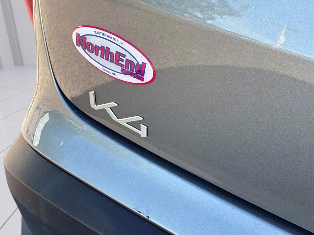 2025 Steel Gray Kia K4 LXS FWD Sedan