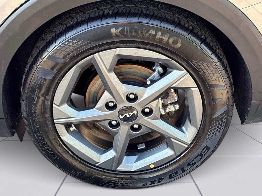 2025 Steel Gray Kia K4 LXS FWD Sedan