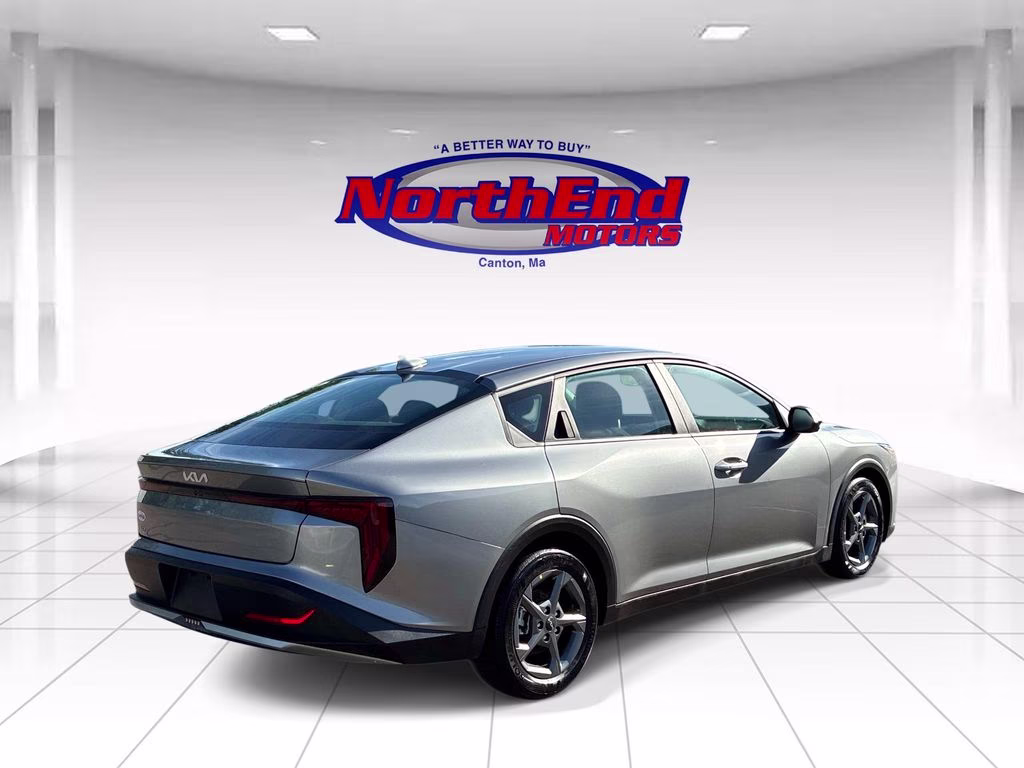 2025 Steel Gray Kia K4 LXS FWD Sedan