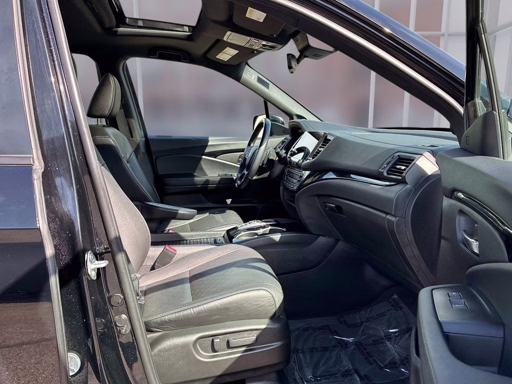 2021 Black Honda Passport Touring AWD SUV