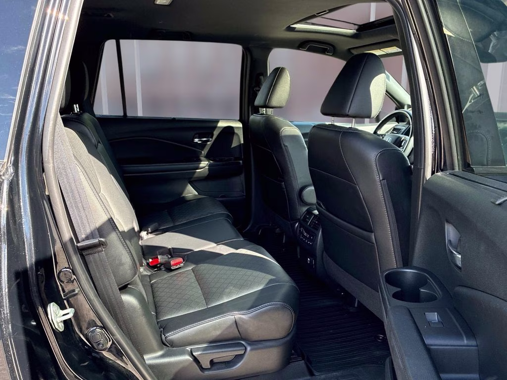2021 Black Honda Passport Touring AWD SUV