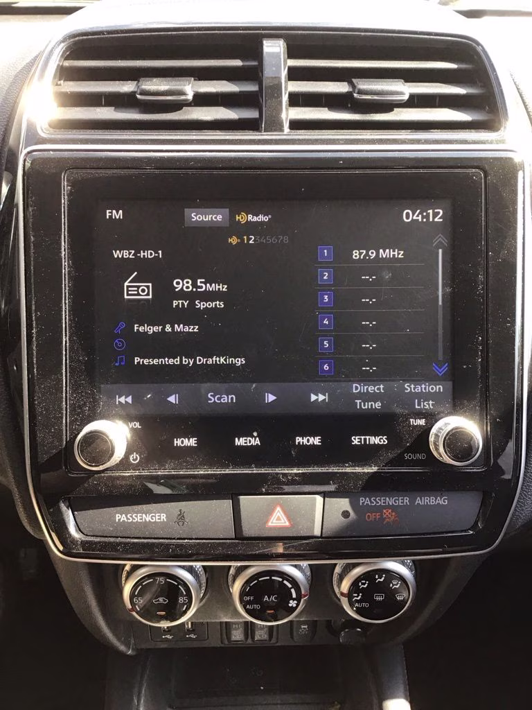 2025 White Mitsubishi Outlander Sport 2.0 ES 4X4 SUV