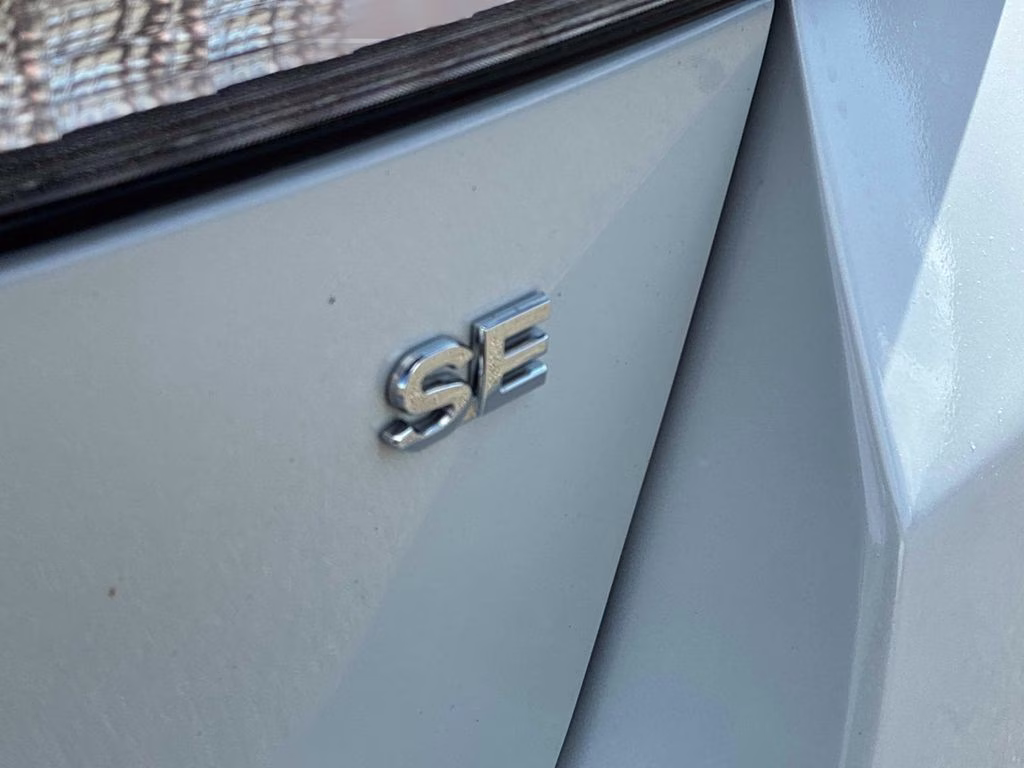 2025 White Mitsubishi Outlander Sport 2.0 ES 4X4 SUV