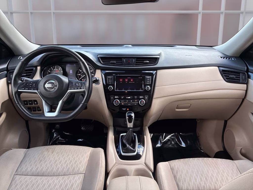 2019 Pearl White Tricoat Nissan Rogue SV AWD SUV