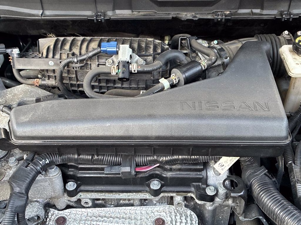 2019 Pearl White Tricoat Nissan Rogue SV AWD SUV