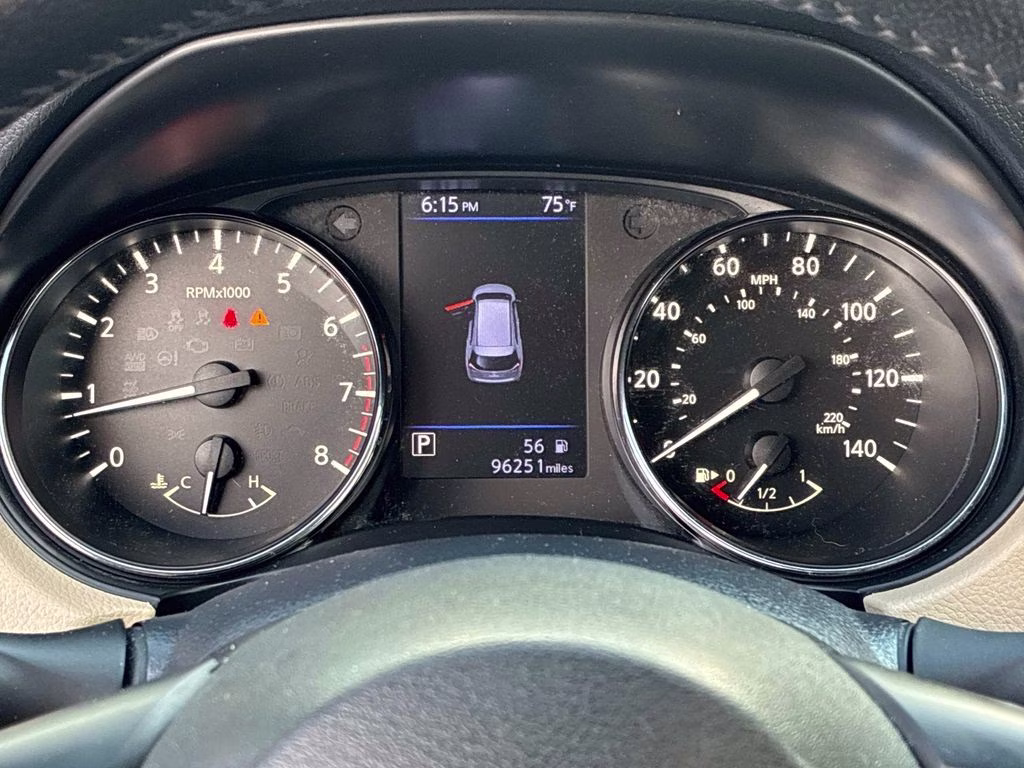2019 Pearl White Tricoat Nissan Rogue SV AWD SUV