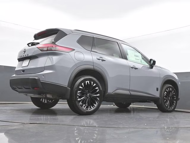 2026 Boulder Gray Pearl Nissan Rogue Dark Armor FWD SUV