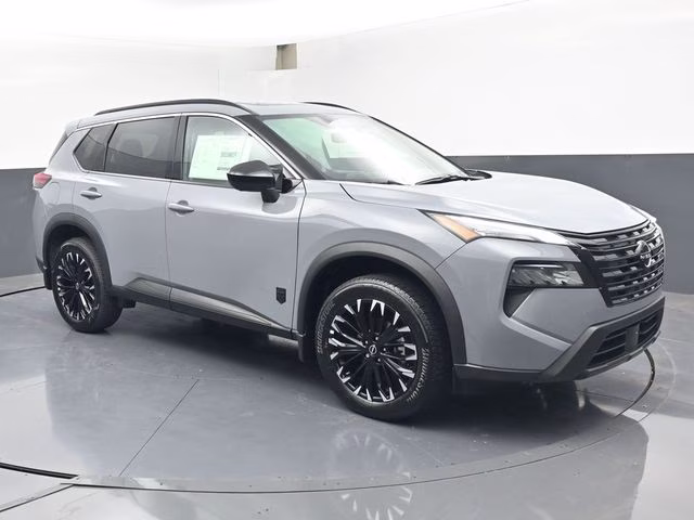 2026 Boulder Gray Pearl Nissan Rogue Dark Armor FWD SUV