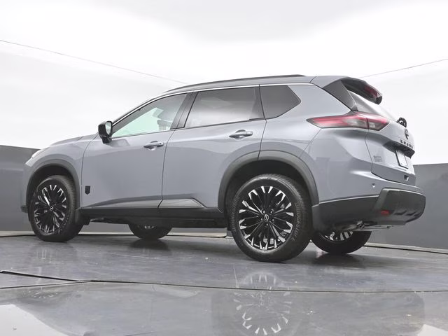 2026 Boulder Gray Pearl Nissan Rogue Dark Armor FWD SUV