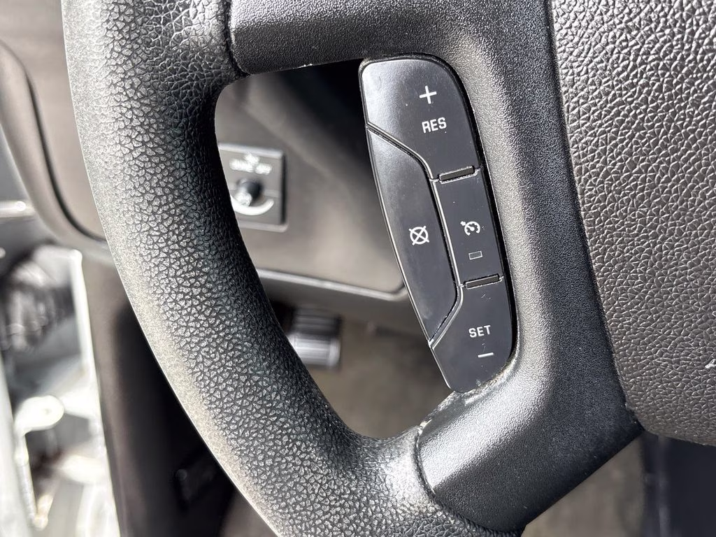 2019 Summit White Chevrolet Express 3500 LT RWD Van