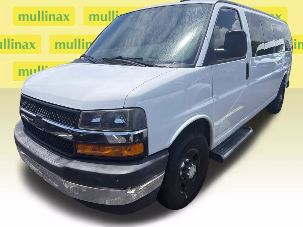 2019 Summit White Chevrolet Express 3500 LT RWD Van