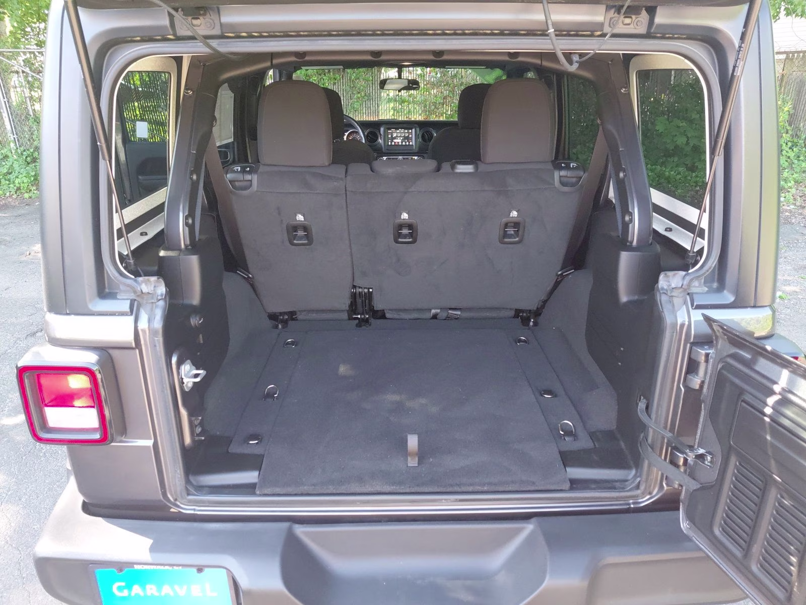 2021 Granite Crystal Metallic Clearcoat Jeep Wrangler Unlimited Sport Altitude 4X4 SUV
