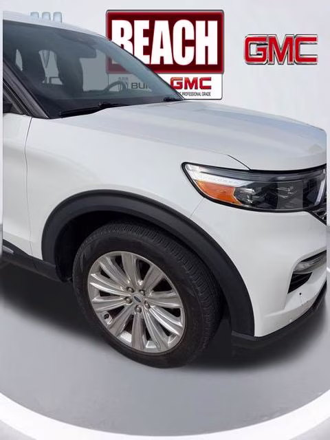 2022 Star White Metallic Tri-Coat Ford Explorer Limited RWD SUV