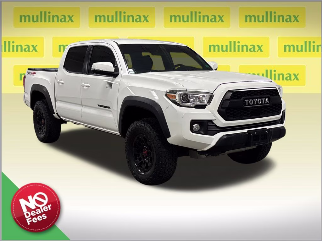 2019 Super White Toyota Tacoma TRD Off-Road 4X4 Truck