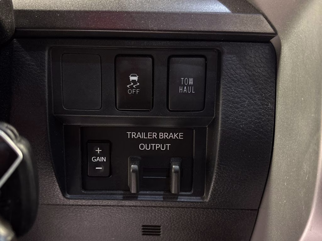 2019 Silver Sky Metallic Toyota Tundra SR5 4X4 Truck