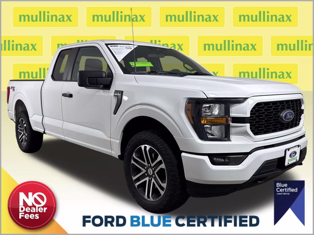2023 Oxford White Ford F-150 XL 4X4 Truck