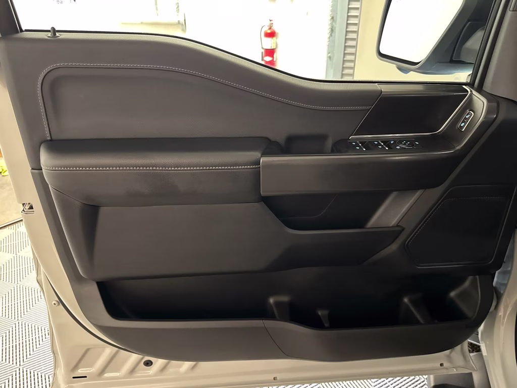 2024 Avalanche Ford F-150 XLT 4X4 Truck