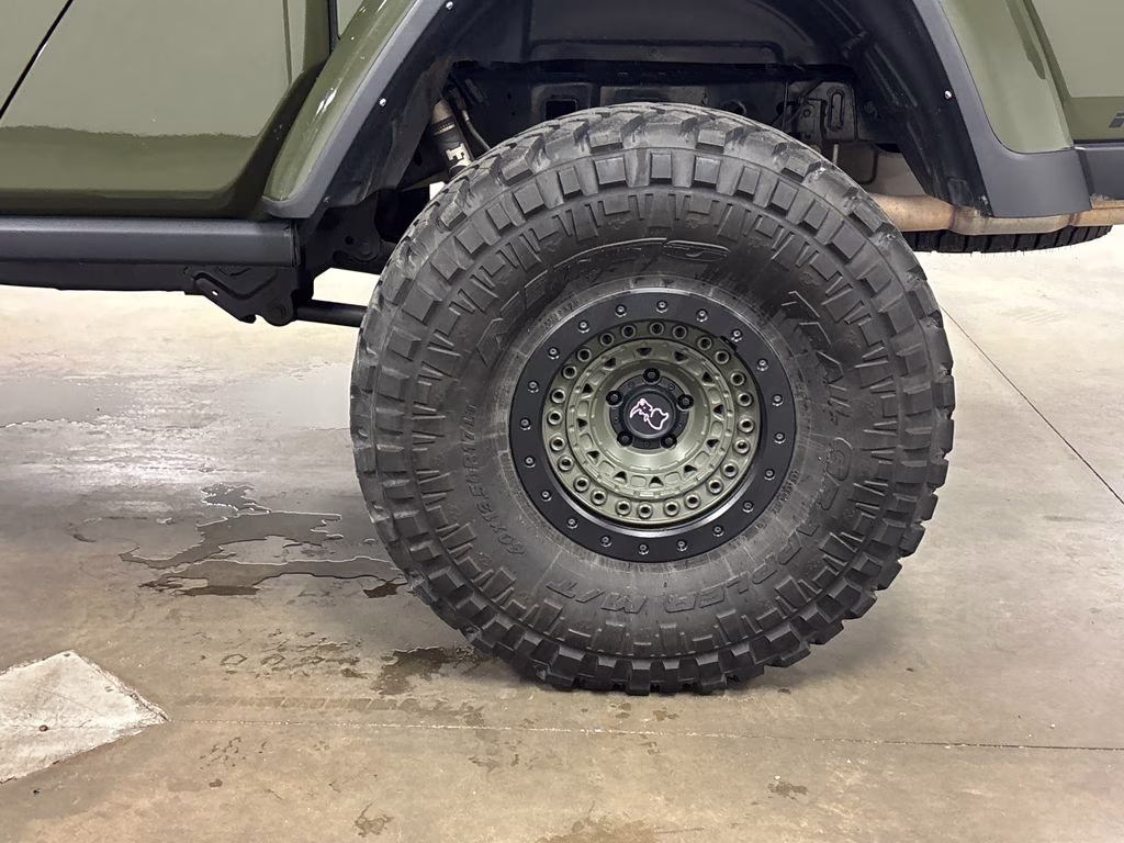 2023 Sarge Green Clearcoat Jeep Gladiator Mojave 4X4 Truck