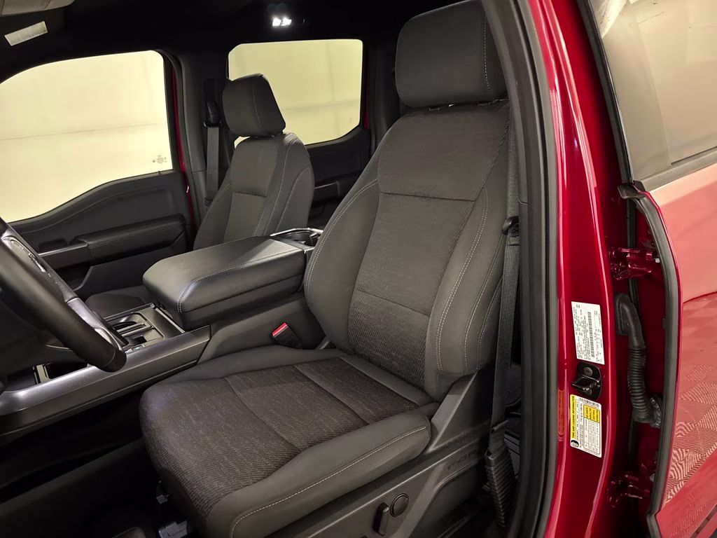 2024 Rapid Red Metallic Tinted Clearcoat Ford F-150 XLT 4X4 Truck